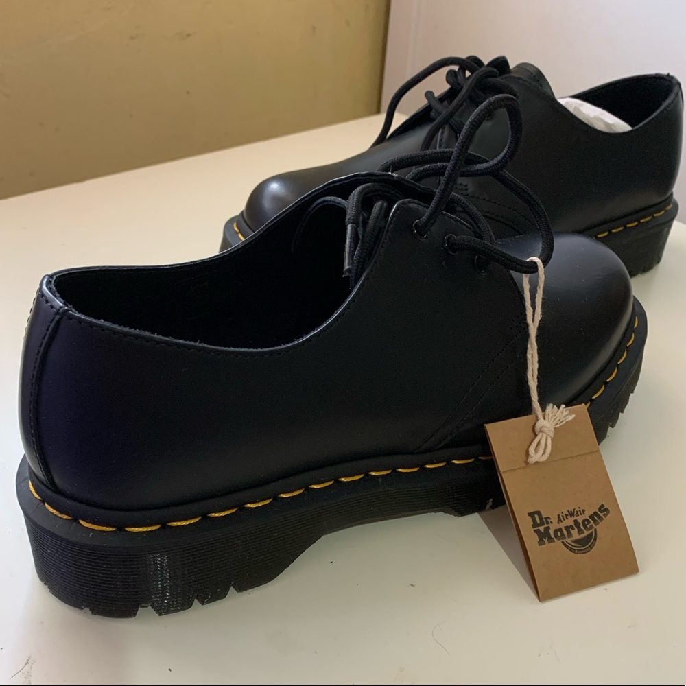 NWT Dr Martens Bex oxfords